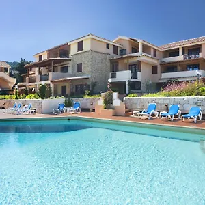 Bougainvillae 2*, Liscia di Vacca Italia